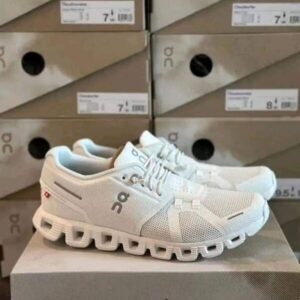 Cloud Nova Shoes Pallet